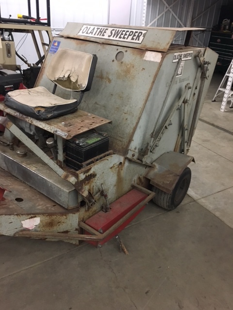 lot 3 image: Olathe Model 48 - 48 LandscapeLawn Dethatcher Sweeper