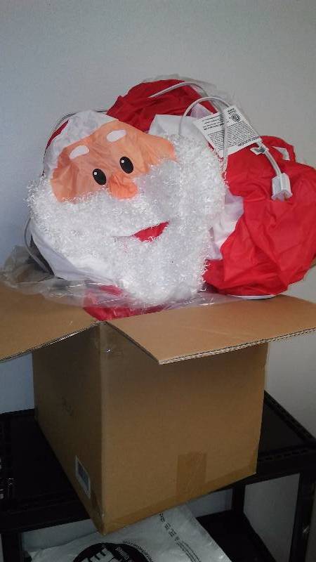 Outdoor Inflatable Santa with hot air balloon, New in Box, Model 14554, Gemmy Inflatables, 47 x 73 x 144 inches