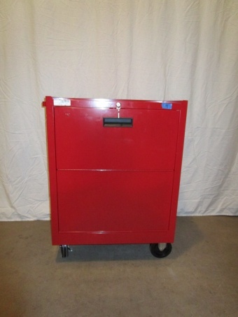 lot 4 image: Stack-On 5 Drawer Rolling Tool Cabinet