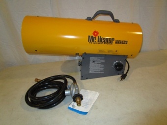 lot 14 image: Mr. Heater Contractor Series