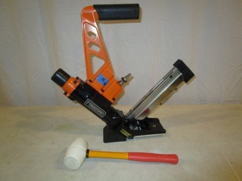 lot 31 image: Freeman Flooring Nailer