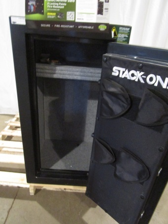 lot 56 image: Shooters PistolAmmo Safe