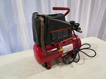 lot 118 image: Morgan 3 Gallon Air Compressor