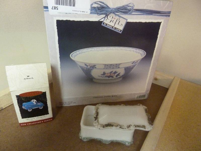 VintageCollectible Decor