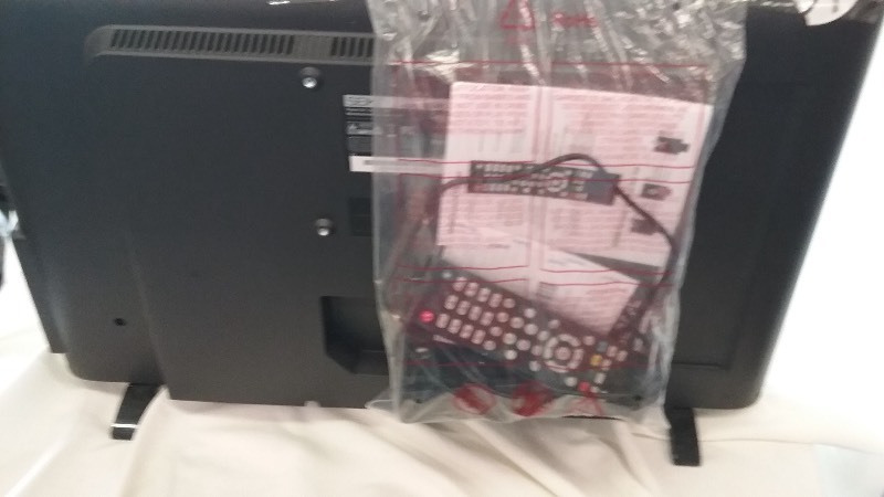 24 Flat Screen TV