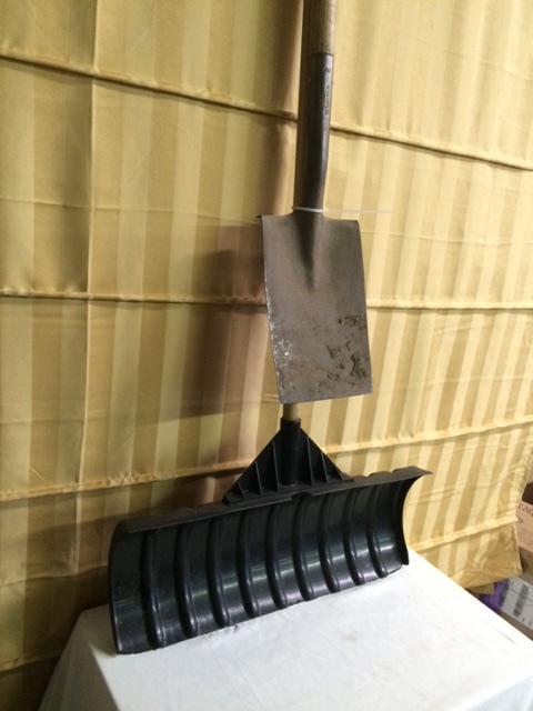 Snow Shovel & Garden Spade