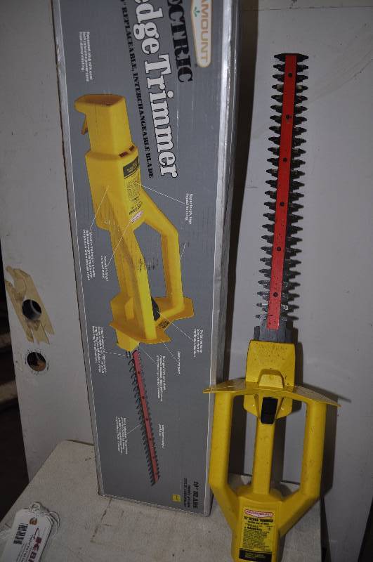 Hedge Trimer