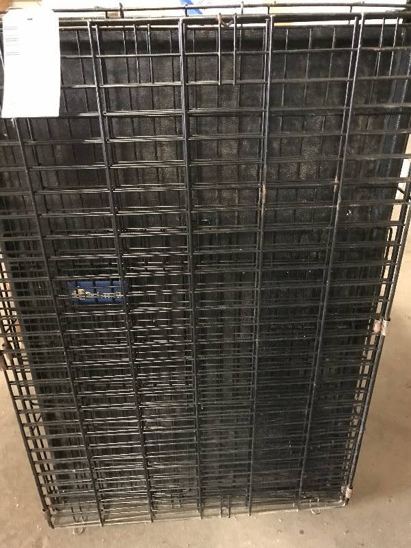 Large Petmate kennel