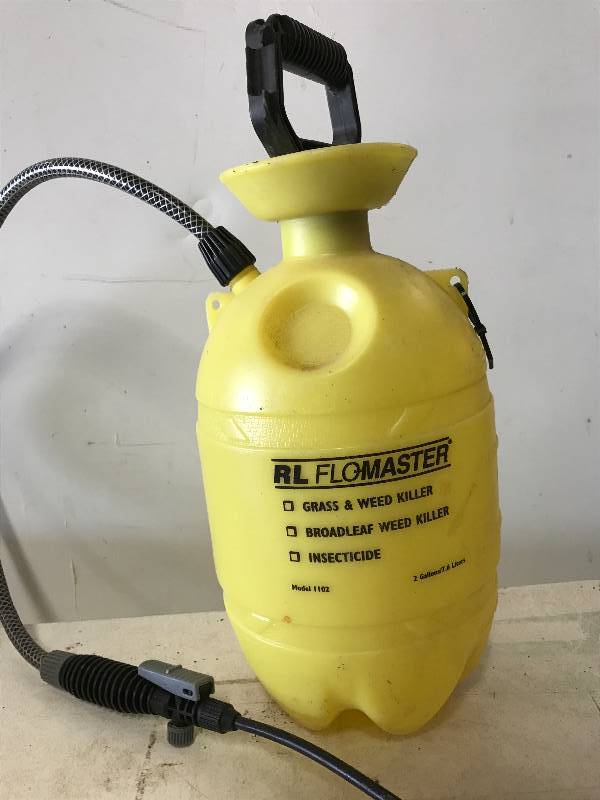 Sprayer with brass tip