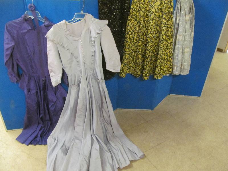 lot 86 image: vintage dresses