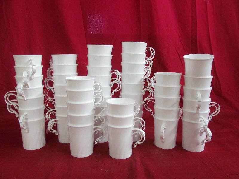 lot 105 image: cups