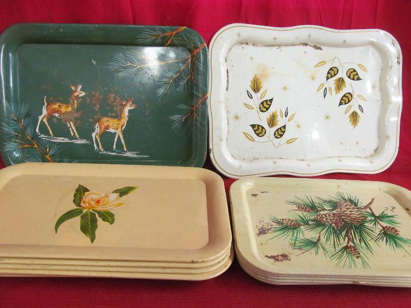 lot 129 image: serving trays