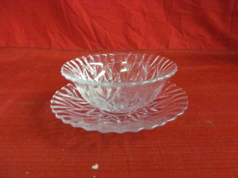 lot 158 image: glassware
