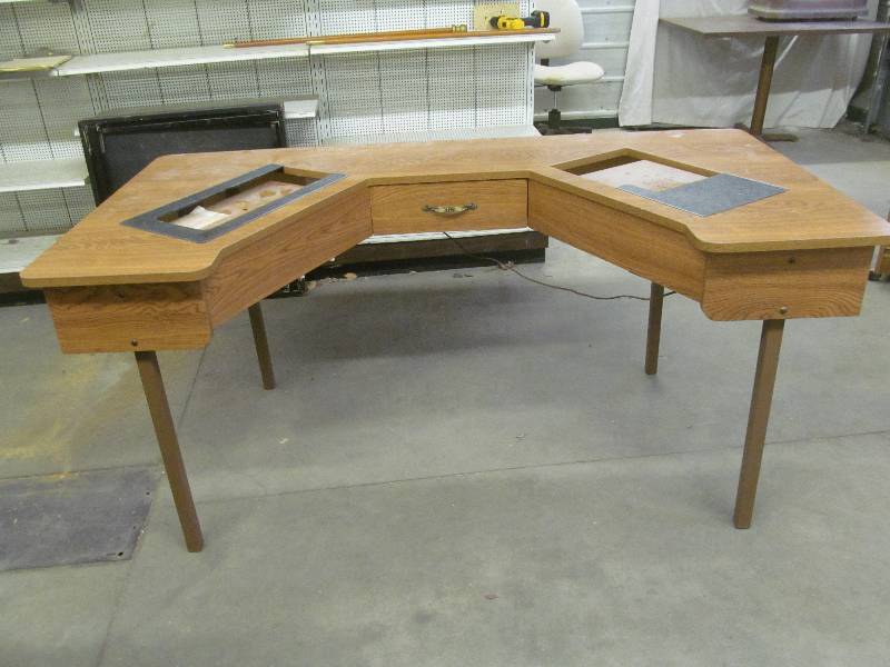 lot 238 image: furniture