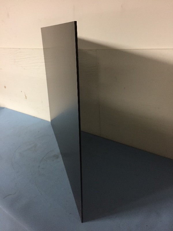 lot 33 image: 3M Vikuiti Rear Projection Plexiglass Display, Approximately 22 x 36