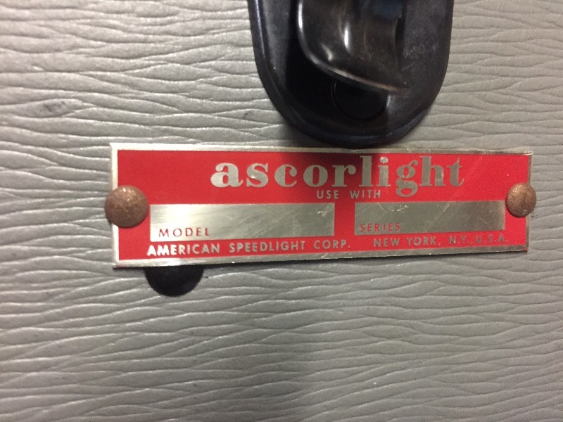 lot 90 image: Large Ascorlight Light Case