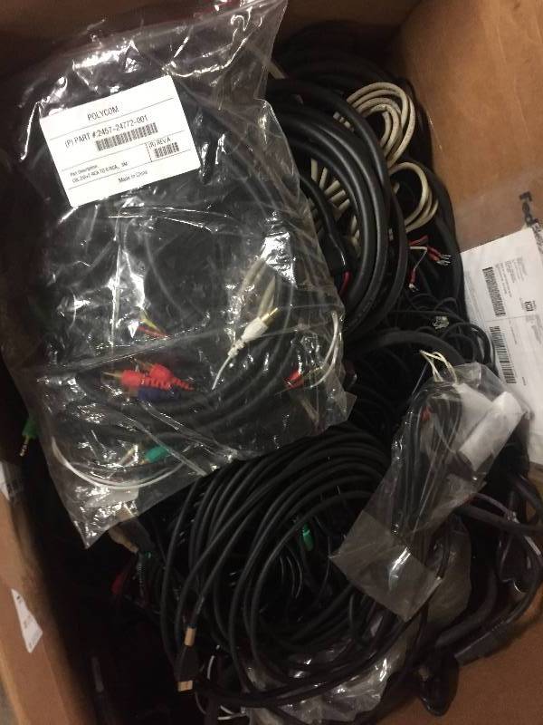 lot 92 image: Huge Lot of Miscellaneous Audio, Video & Computer Cables (2 Large Boxes)