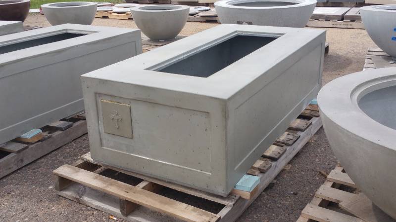 Large Concrete Planter Bench Accent Piece Concrete Planters Wood Burning Fire Pits Table Tops Benches And More K Bid