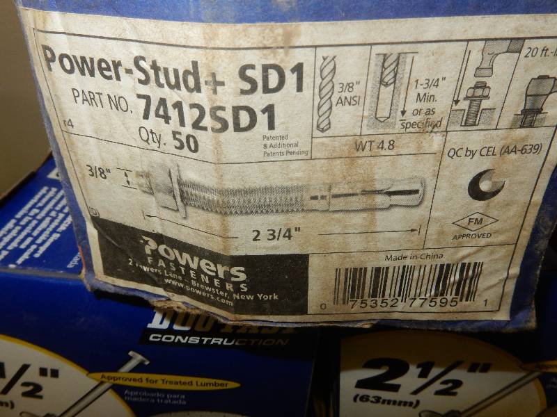 lot 45 image: 4 Boxes of Duo Fast Nails  1 bow of Power Studs as shown