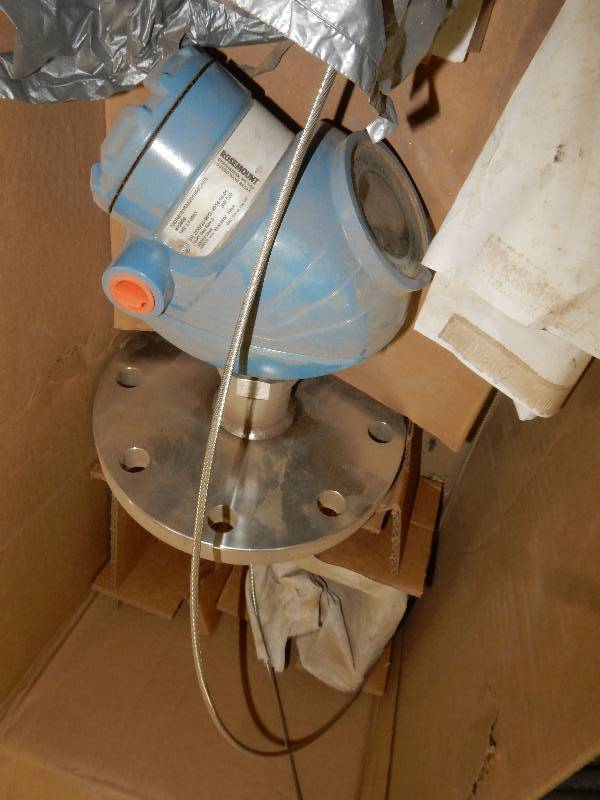 lot 125 image: Superior Performance Guided Wave Radar Level and Interface Transmitter
