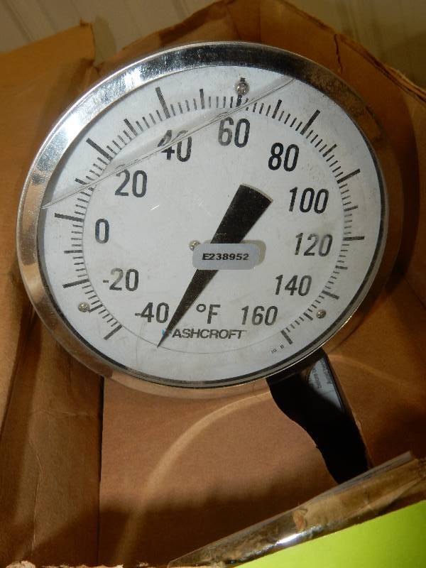 lot 114 image: ASHCROFT 5 in BIMETAL Thermometer