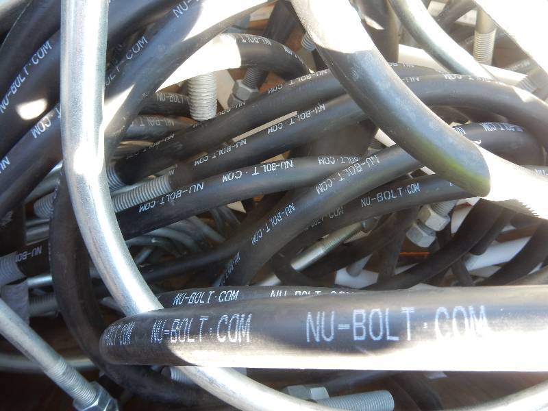 lot 162 image: 24, 18, 12 in Pipe Hangers