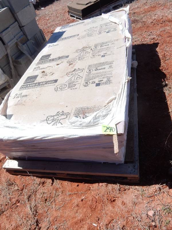 lot 240 image: 7 pieces of built rite (some damage on one corner) 4 pieces of insulation