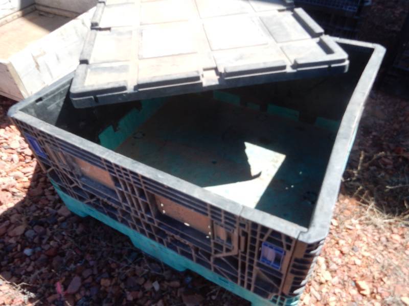 lot 256 image: 2, 48 in x 45 in folding side storage bins