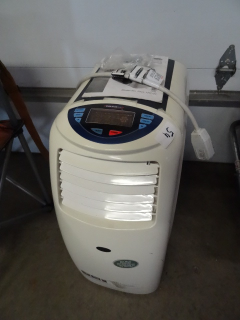 lot 54 image: Soleus air portable air conditioner...