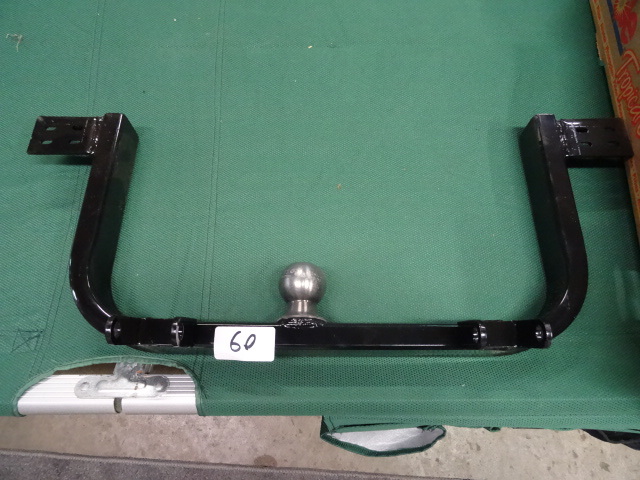 lot 60 image: Bolt on hitch with 2 ball. ATV or ...