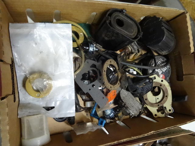 lot 96 image: Misc carb parts and more...