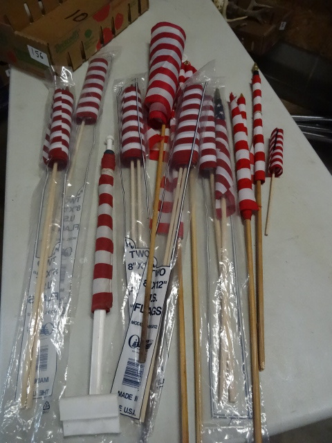 lot 156 image: 8 x 12 us flags. Qty 14...