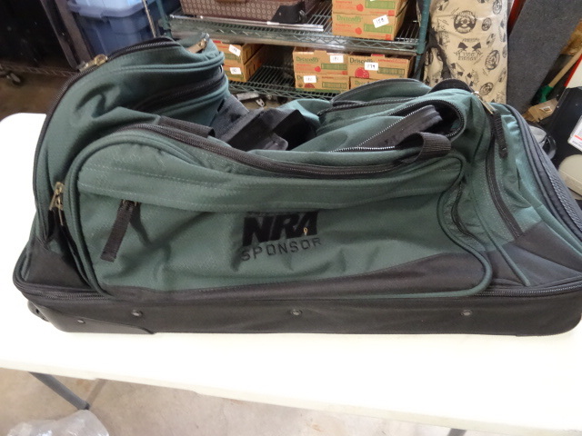 lot 189 image: Friends of NRA travel bag with whee...