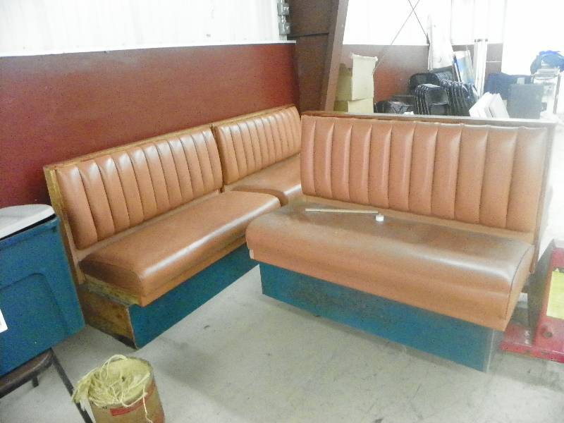 lot 98 image: Booth seats