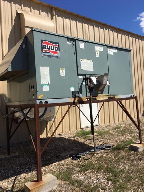 lot 245 image: Rudd Commercial Series Heating and AC Unit for Bar