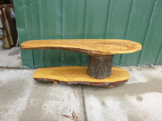 lot 6 image: Beautiful Wood Coffee Table