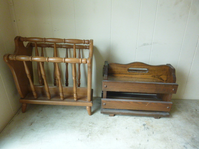 lot 40 image: 2 Magazine Racks