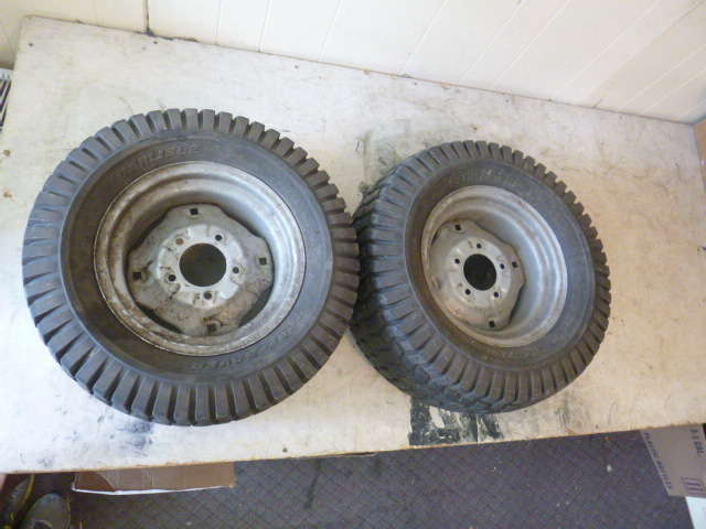 lot 69 image: 2 Lawn Mower Tires