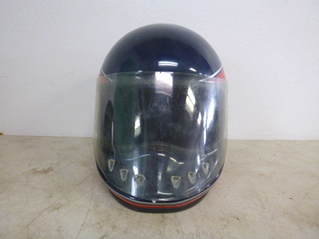 lot 102 image: Polaris Indy Helmet