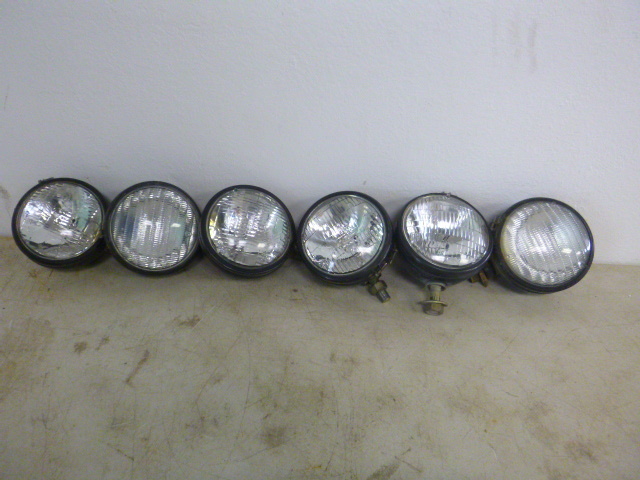 lot 107 image: 6 Tractor Lights