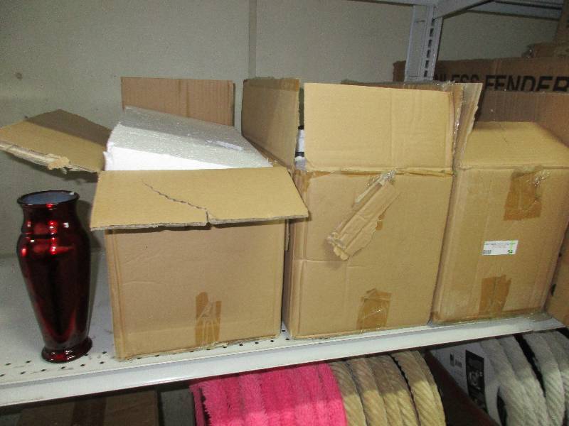 24 red vases