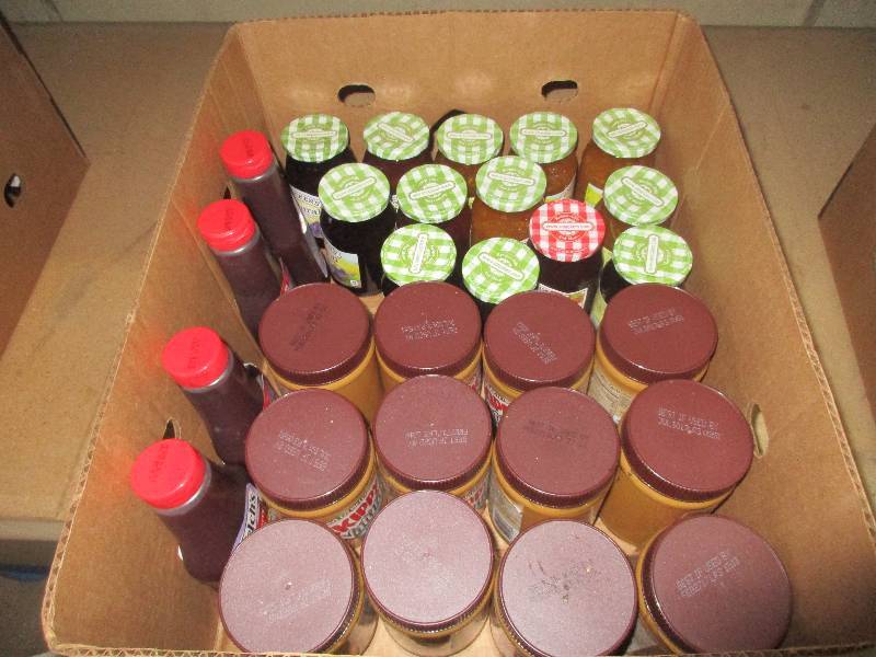 peanut butter jelly lot - 12 Skippy natural PB - 3 welches - 14 smuckers