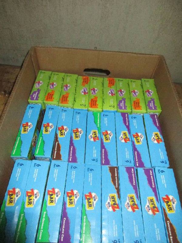 27 boxes - kids cliff bars
