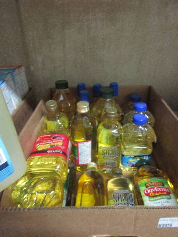 assorted cooking oil lot