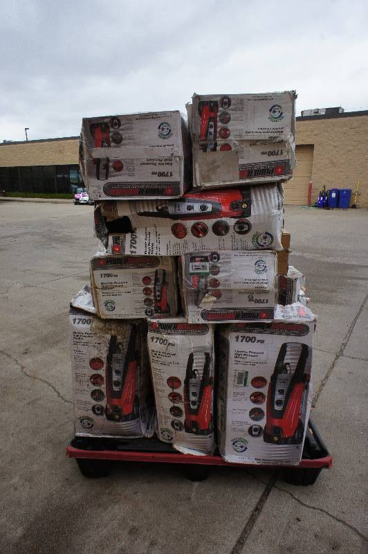 lot 105 image: 1 Large Pallet of (15) Total Pressure Washers - All Electric - Mostly 1700 PSI - Wholesale Lot