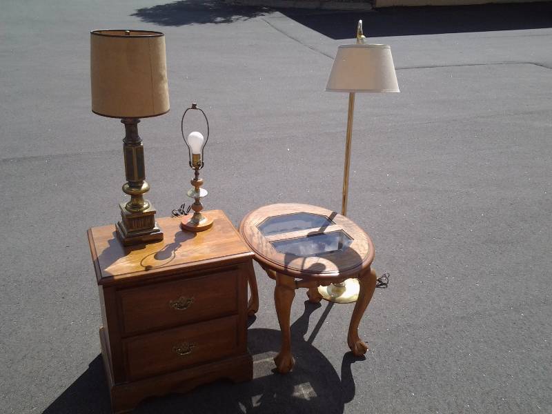 lot 8 image: 2-Door Side Table 22x16x24, Glass Top Oval End Table 28x22x20, 1-Floor Lamp 54 Inches, 2-Table Lamps