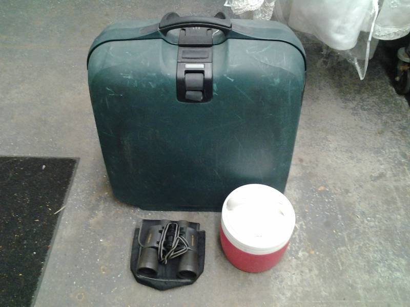 lot 32 image: Hard Side Rolling Suitcase, Water Jug & Binoculars Minolta 7x50