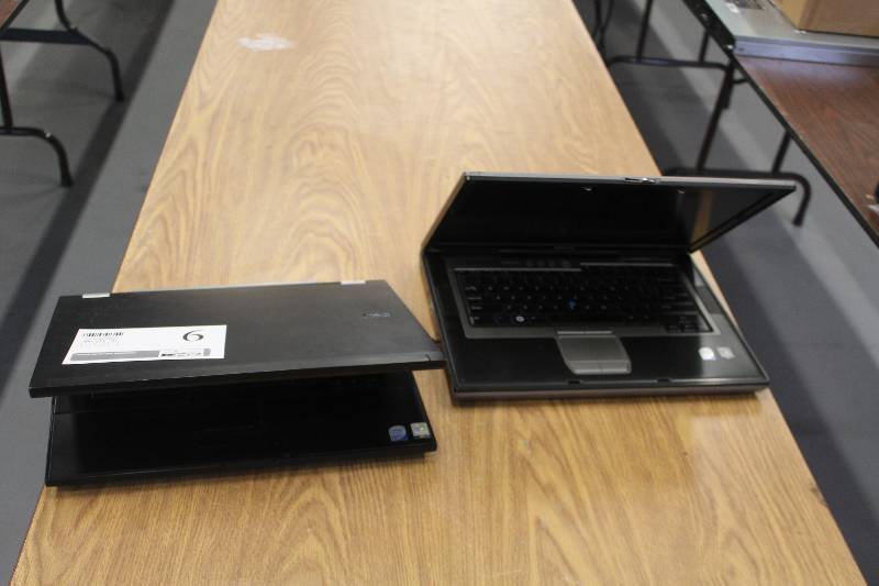 lot 9 image: Lot of (2) Dell Computer Laptops Includes 1) Latitude E6500 AND 1) Latitude D830