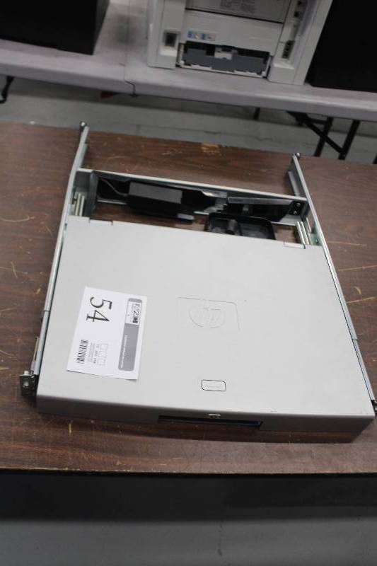 lot 54 image: HP TFT7600 Laptop