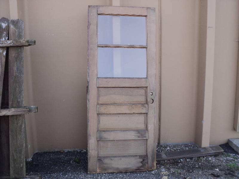 lot 8 image: old wooden door, 32inx72in...